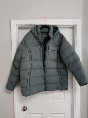Duluth & Co. Solar Insulator Jacket with Hood - Sage Green